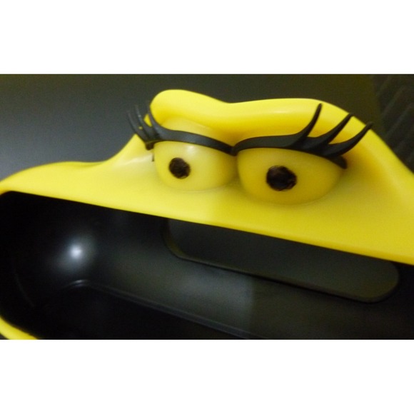 Beats By DR Dre Pill Bluetooth Speaker Dude Holder ~Black & Yellow ~Read Listing - Picture 15 of 16